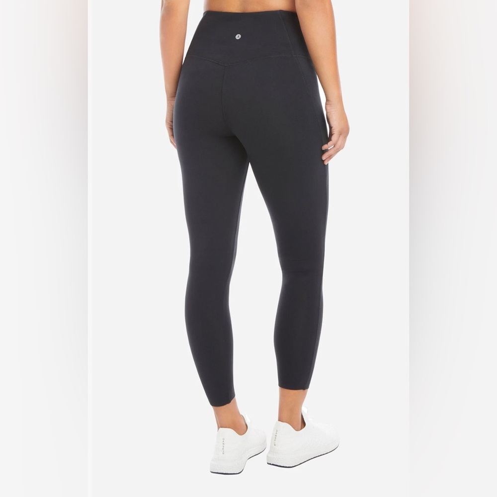 Danskin NWOT Women’s Black Leggings - Sz Small - High Rise 7/8” w/ side pockets